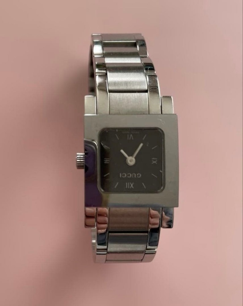 GUCCI Ladies Silver Watch 7900P Quartz, 1.9cm Case, Good Condition