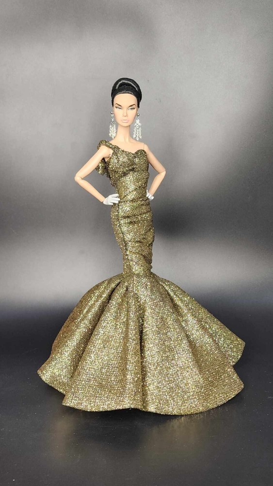Clearance Sale on Silke Stone Fashion Royalty Doll Dresses New Arrivals  -image