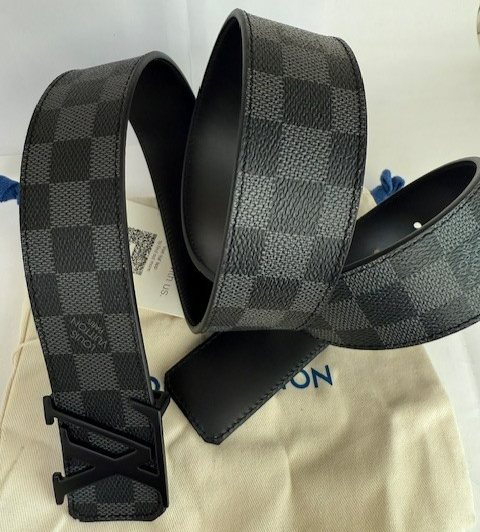 Louis Vuitton Black Buckle Damier Graphite Men's Belt  100 cm, Fits 34-36 waist