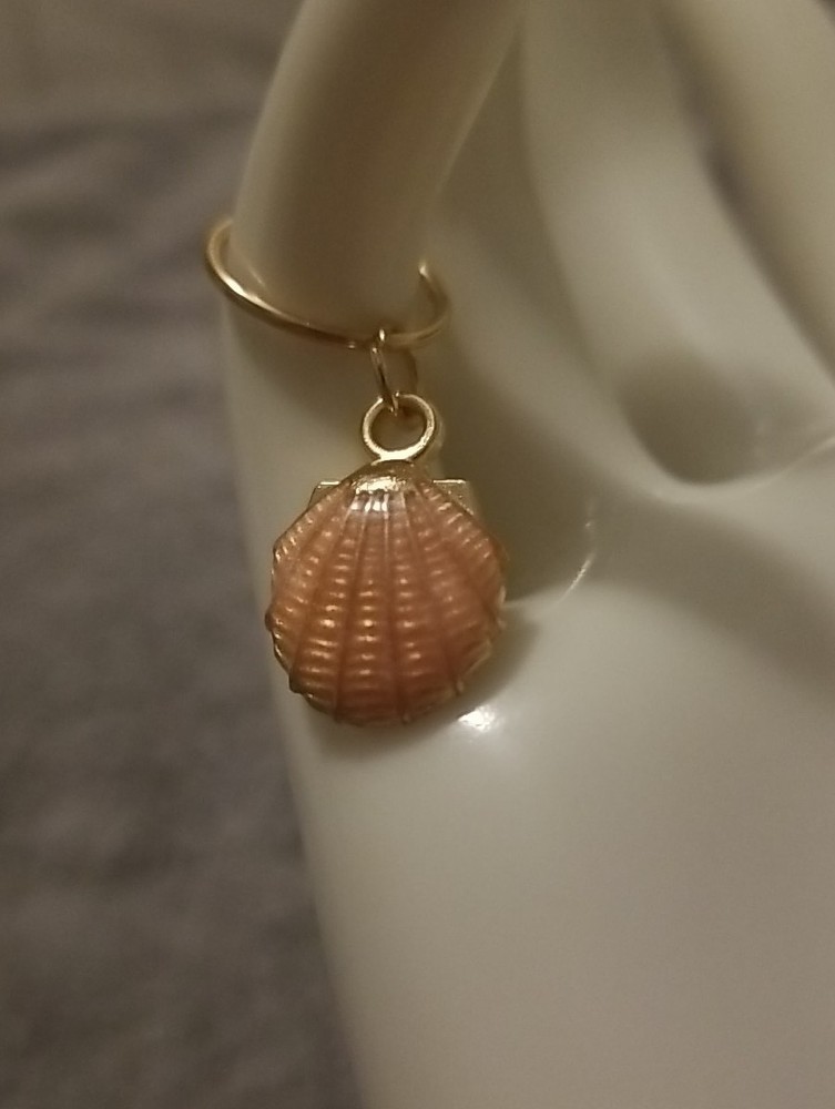 Pink Shell Pendant Charm – Gold Tone Trim