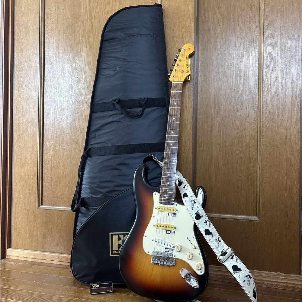 Edwards Stratocaster Guitar Amp Headphone Case Set of 3 Secure Pack