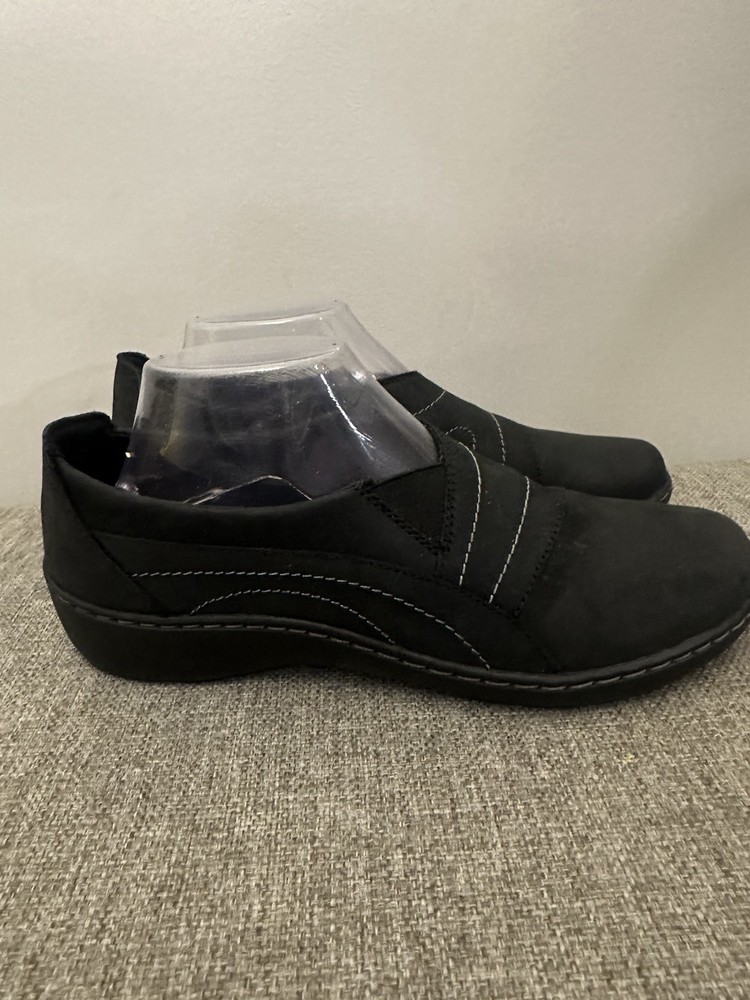 Clark’s Collection Black Leather Loafers Size 9