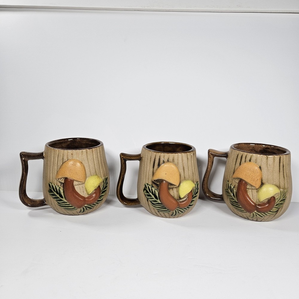 Vintage Arnel Mushroom Coffee Mug Set of 3 with D Handles 1981 MCM