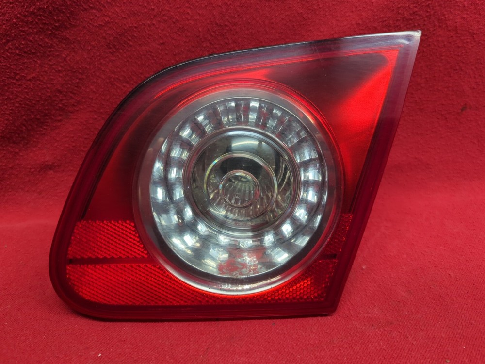 2006 2007 2008 2009 2010 Volkswagen VW Passat RIGHT INNER TRUNK Tail Light Lamp