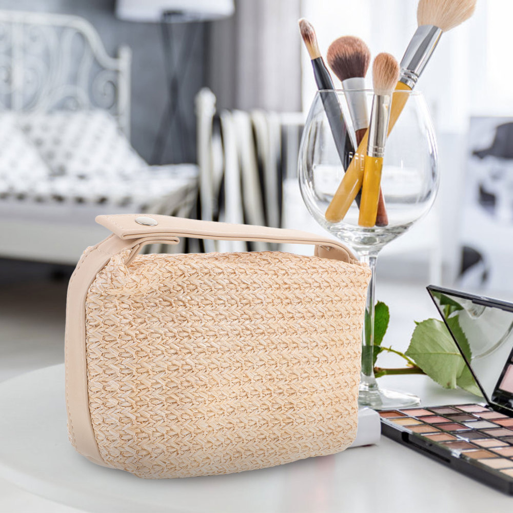 Portable Large-Capacity Makeup Travel Bag for Cosmetics & Toiletry Storage