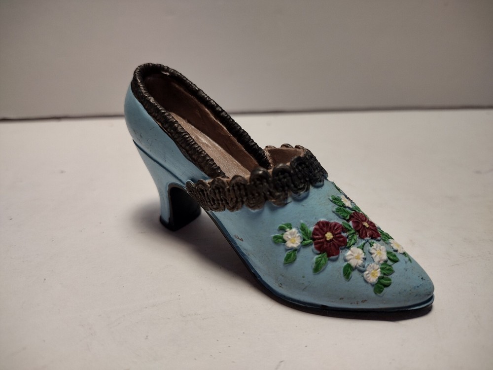 Blue Floral Vintage Heels with Textured Frill and Flower Details