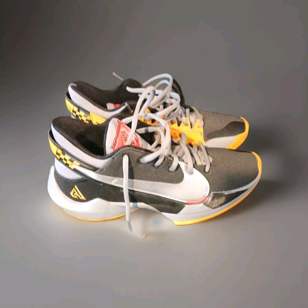 Size 8.5 - Nike Zoom Freak 2 Taxi