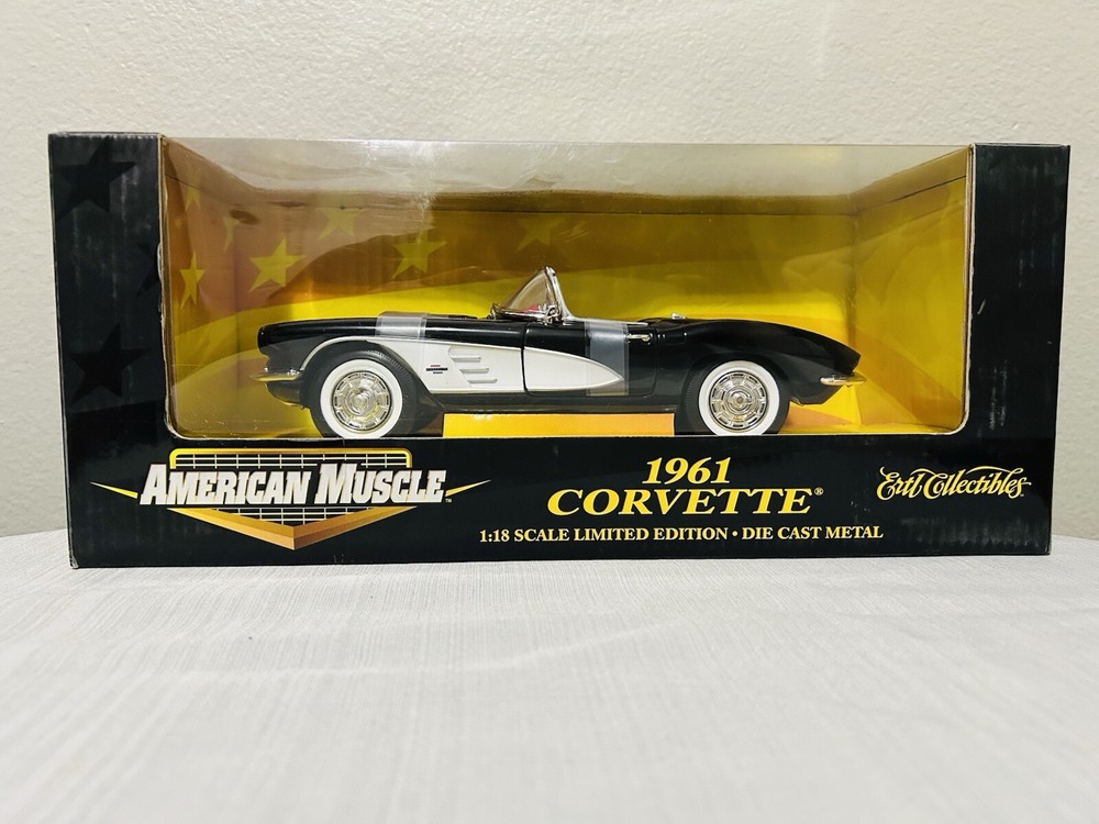 ERTL American Muscle 1961 Chevrolet Corvette Black 1:18 Scale Die Cast