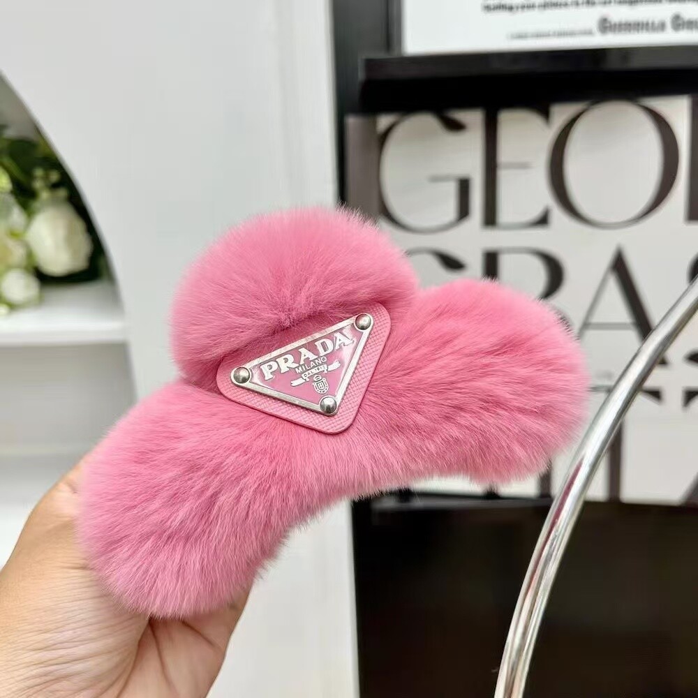 Women's Cute Real Rabbit Fur Hair Clip Hair Claw Hairball Barrette Bobby Pin