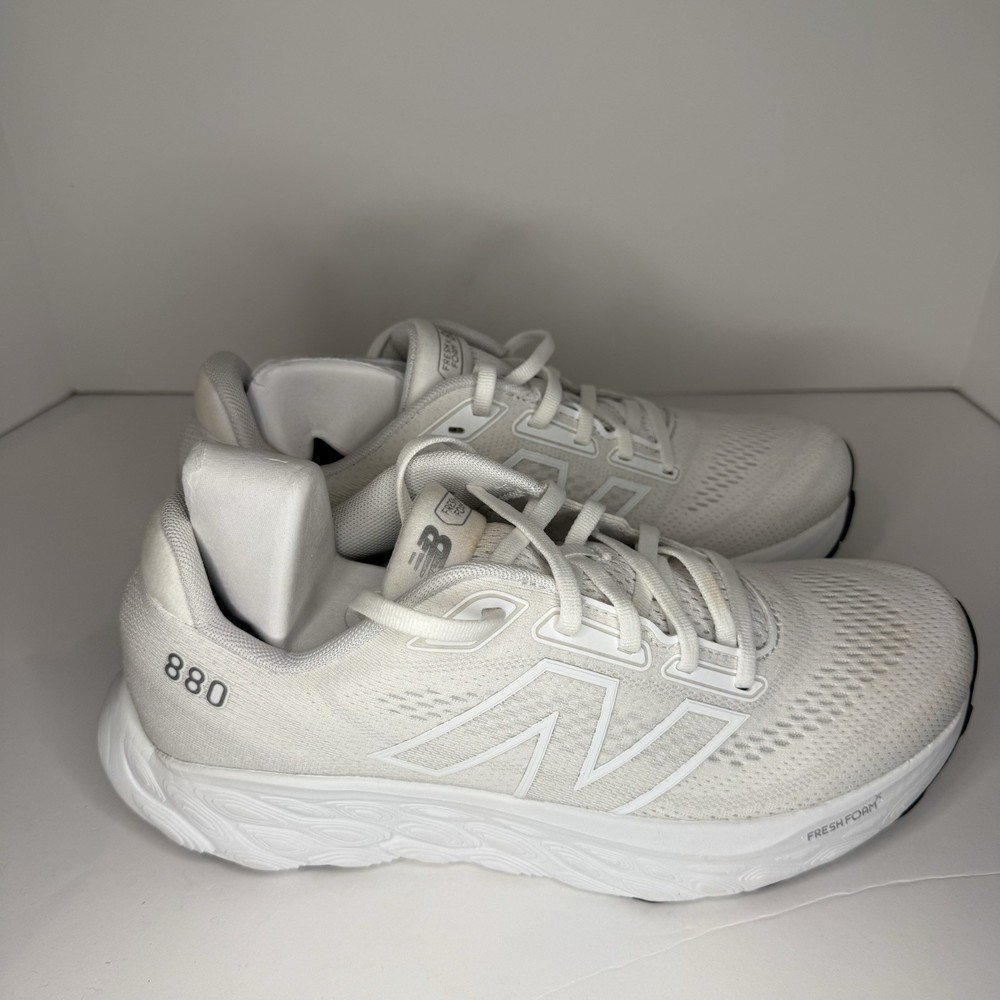 New Balance Fresh Foam X 880v14 Womens Size 10 White Running Shoes Sneakers