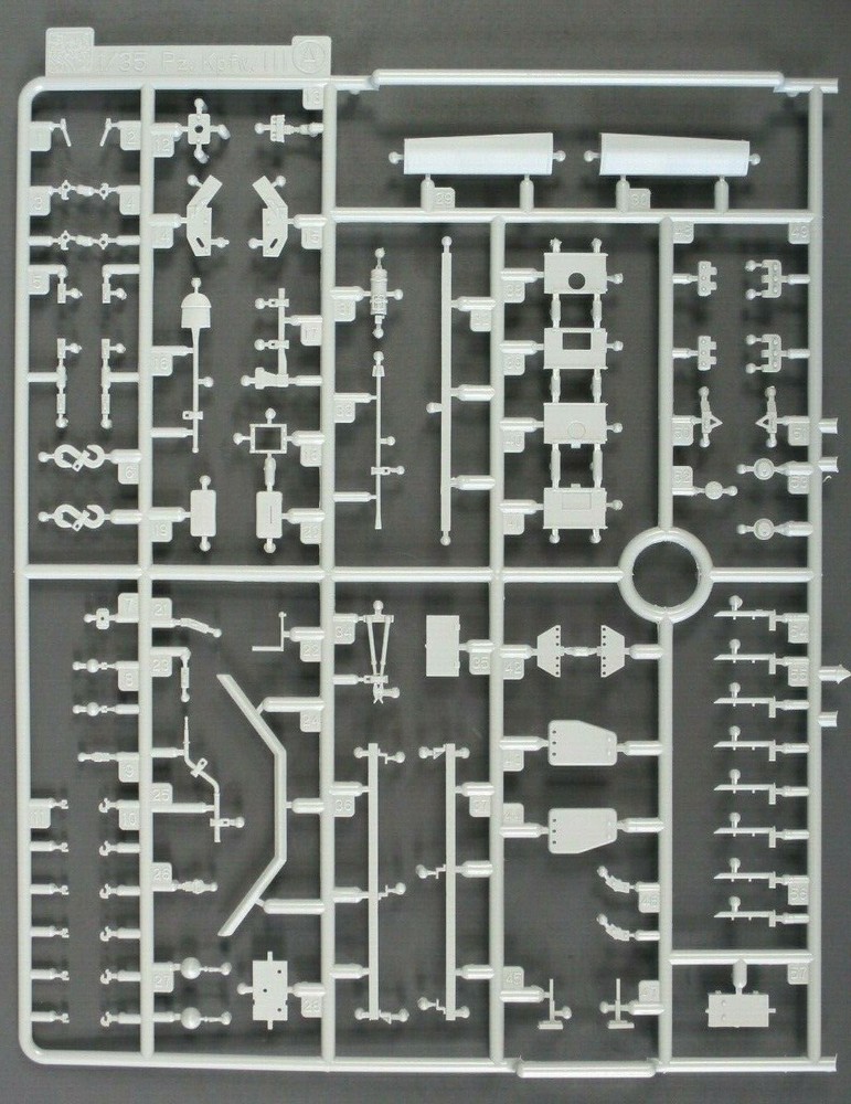 1/35 Cyber Hobby Stug III G with Muffler Parts Tree A Kit 6229-image