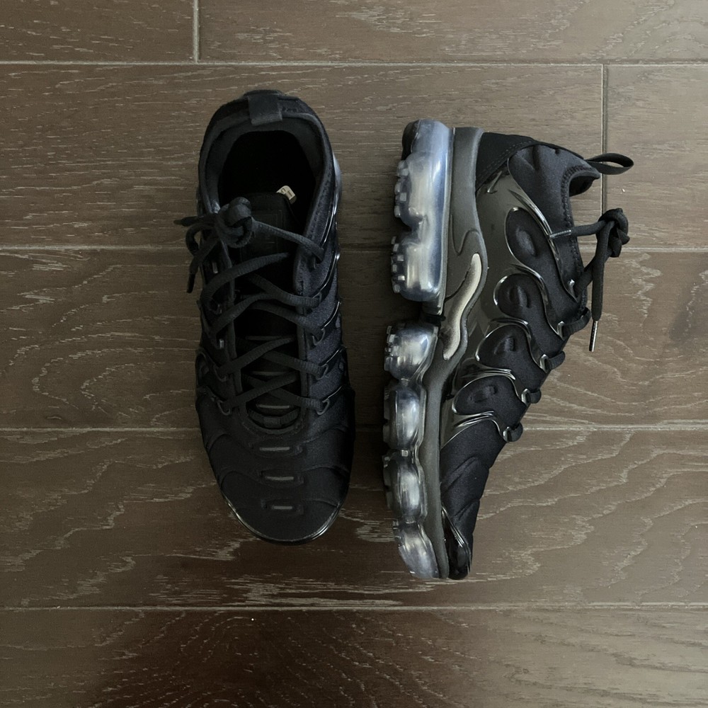 Size 10 - Nike Air VaporMax Plus SE Black W