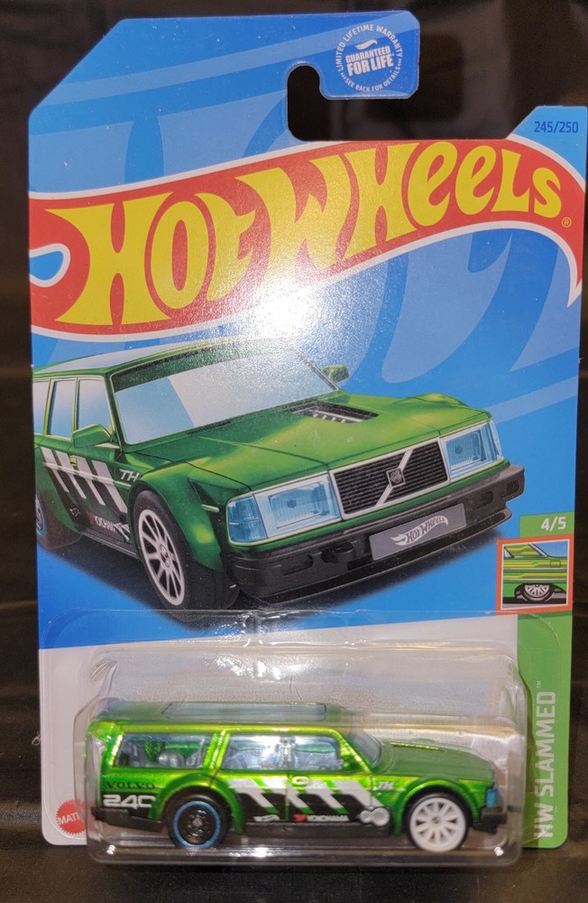 Hot Wheels Super Treasure Hunt Volvo 240 Drift Wagon Green HW Slammed Gold Flame