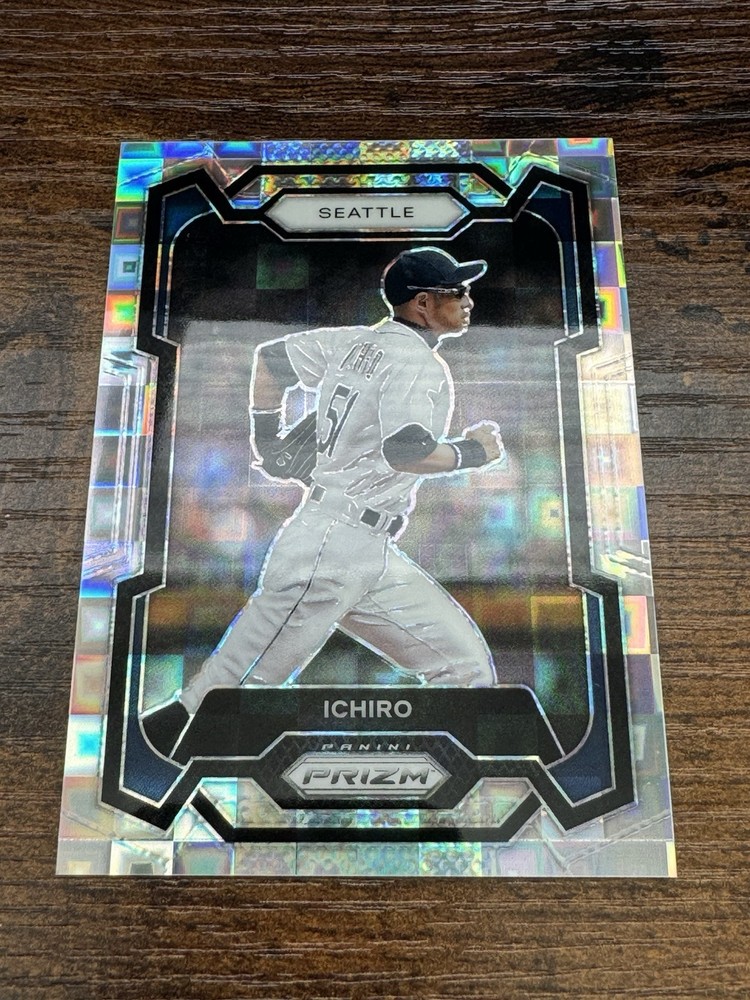 Ichiro 2024 Panini Prizm Pandora Premium Box Set #44 Limited to 199