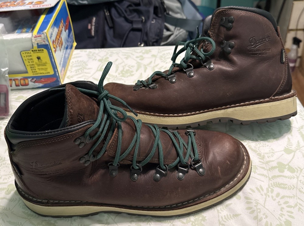 Danner Mountain Pass Smores Dark Brown Goretex Boots US 12EE EUC Made in USA
