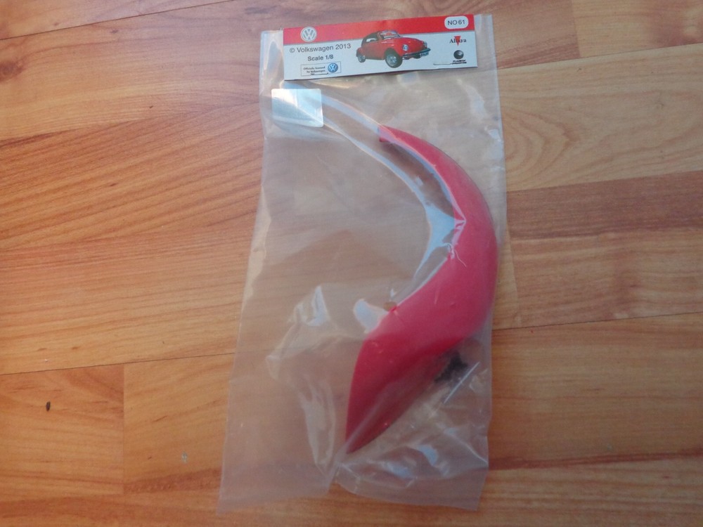 DEAGOSTINI BUILD YOUR OWN VW BEETLE 1303 CABRIOLET CAR #61 LEFT REAR WING
