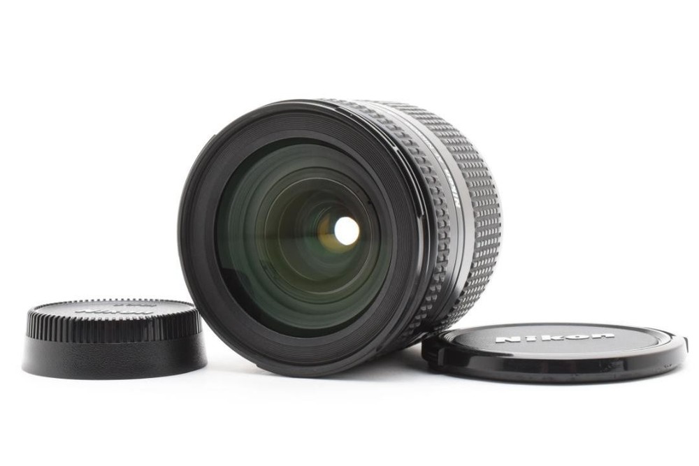 Nikon AF Nikkor 28-200mm F3.5-5.6 D Zoom Lens F Mount in Clean Condition