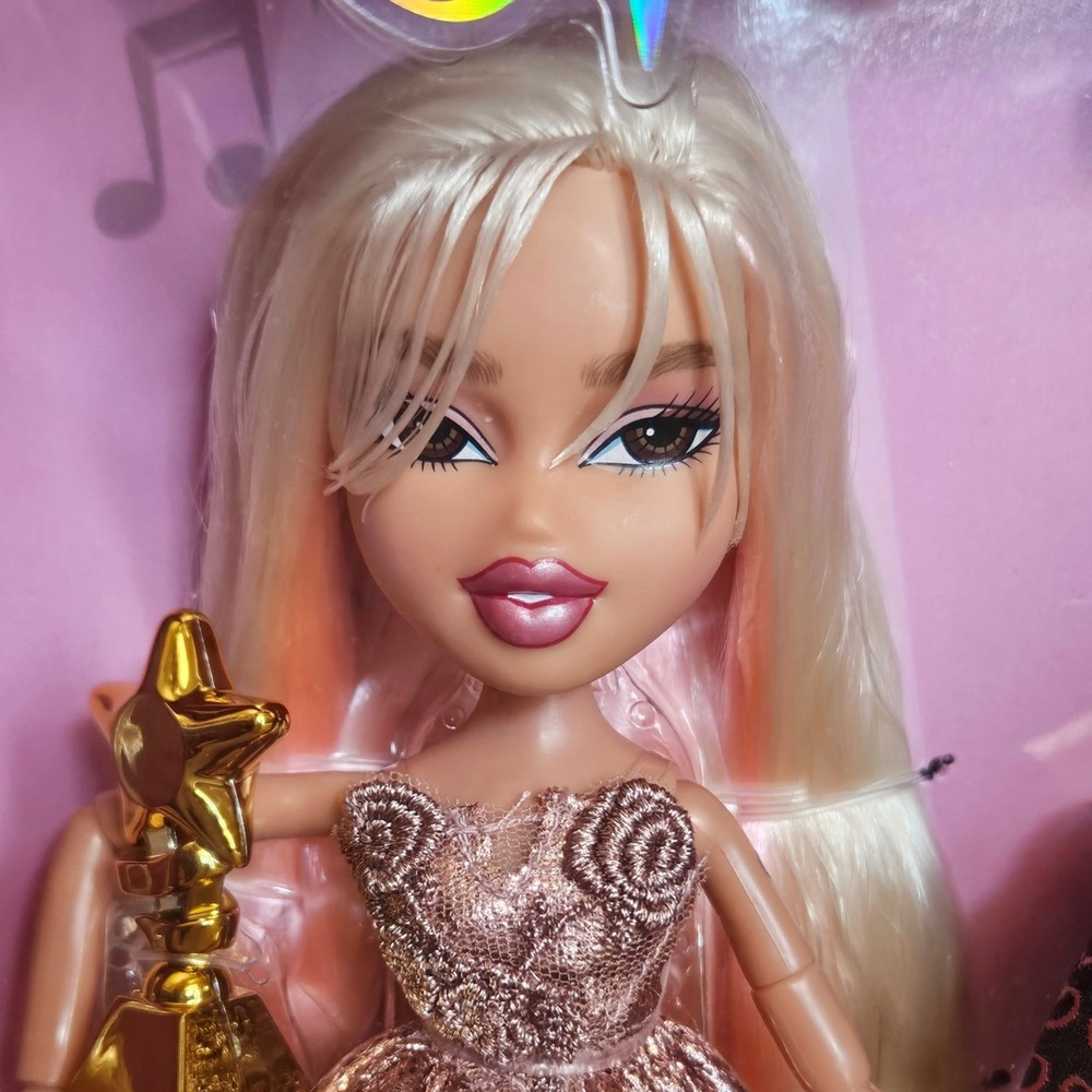Bratz Doll x Karol G Limited Edition NRFB Grammys Bichota Muñeca Mint Verified