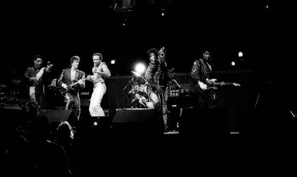 Maurice White and Philip Bailey of Earth Wind and Fire performs a- 1988 Photo