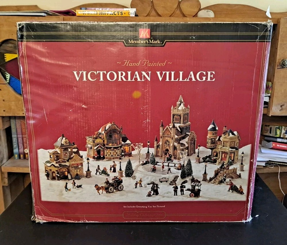Hand-Painted Victorian Village Christmas Set 2006 by Members Mark  -image