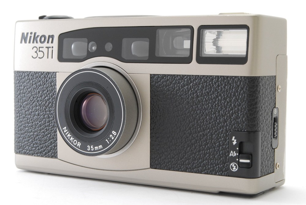 Nikon 35Ti 35 Ti 35mm Point & Shoot Film Camera Rare Switch! [Almost MINT] JAPAN