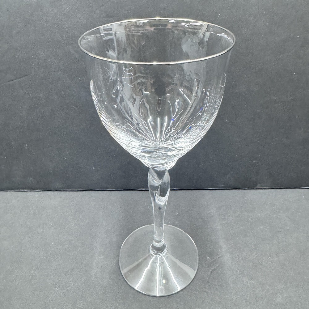 Lenox Rhythm Platinum Water Goblet Glass Optic Swirl Twisted Stem 8 1/2