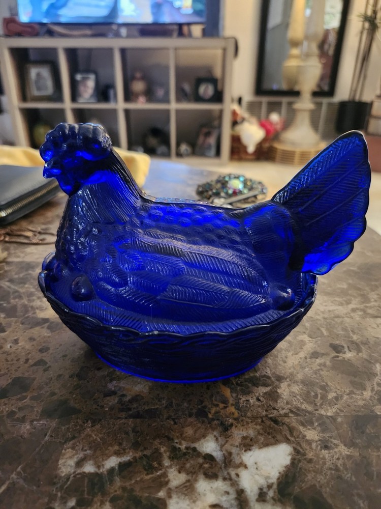 Vtg Cobalt Blue Glass Nesting Hen Basket Covered Candy Dish Split Tail LG Wright