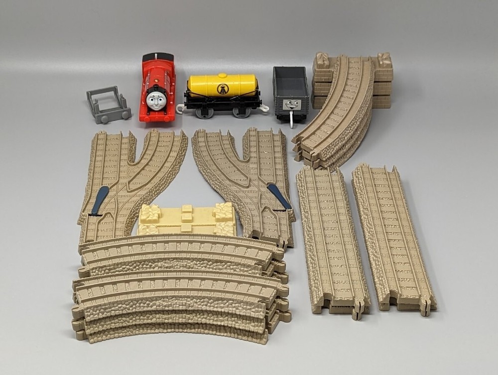 Thomas & Friends Trackmaster Motorized James Cargo Train Expansion Set 2013