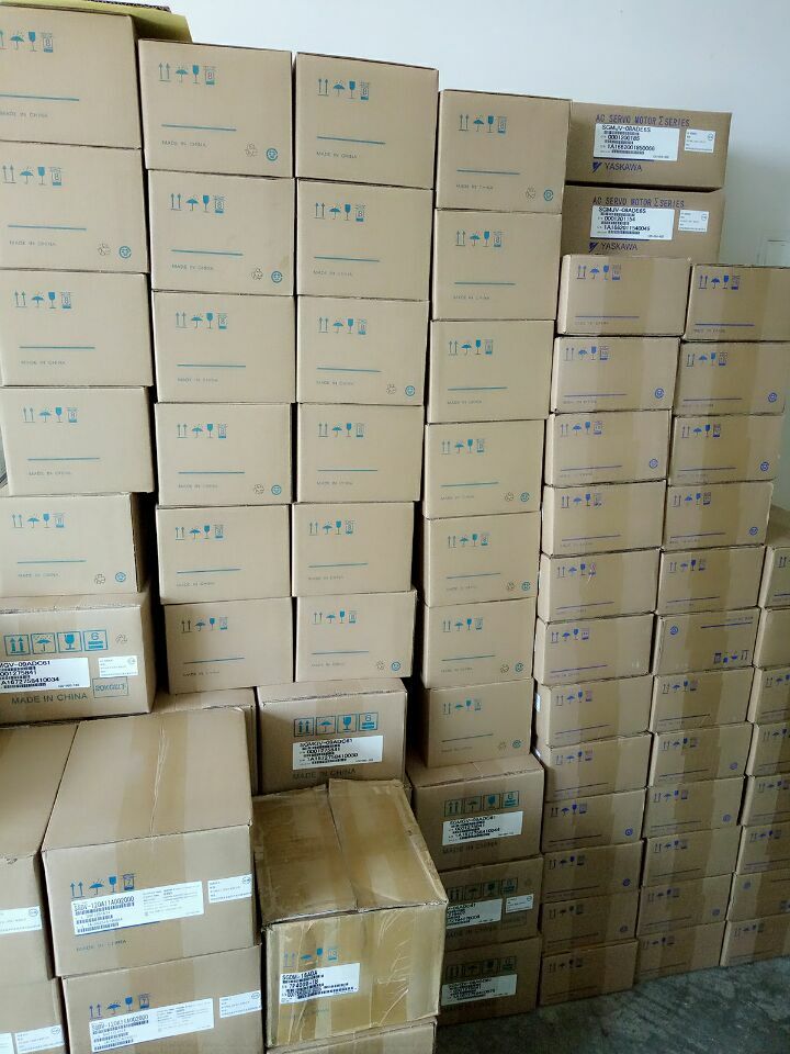 Yaskawa SGDH-20DE-Y12 AC SERVO DRIVE NEW