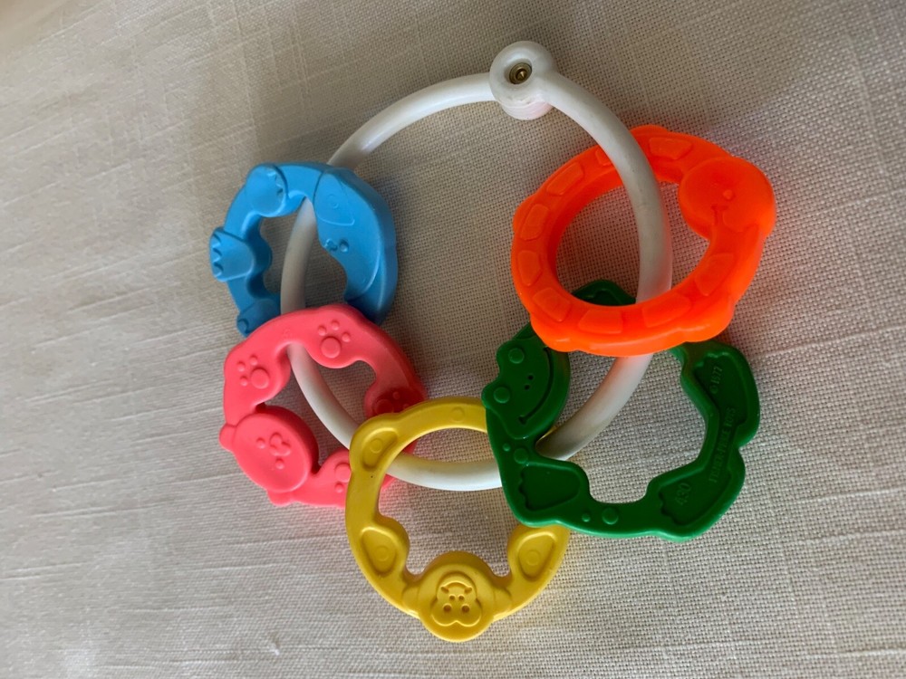 Vintage #430 Fisher Price Animal Key Ring Baby Rattle Teether Toy Colors 1977