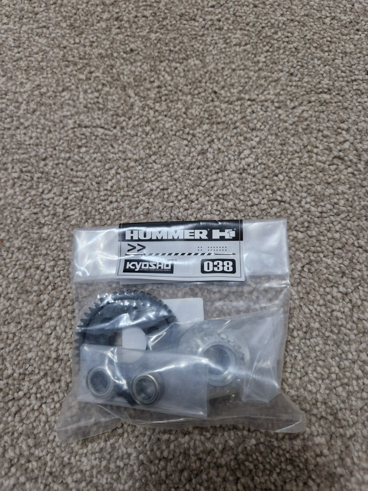 DEAGOSTINI BUILD YOUR OWN HUMMER H1 RC CAR #38 MAIN & CENTRE GEARS