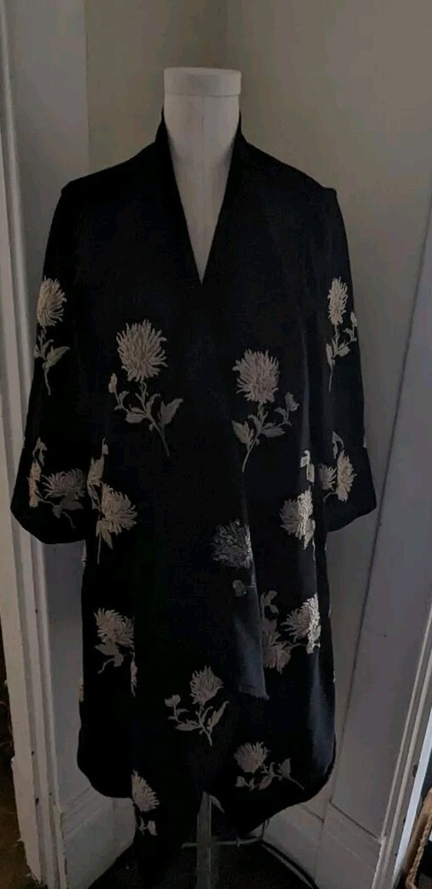 Johnny Was Black Beige Embroidered Hooded Duster Cardigan Sweater Size Medium  