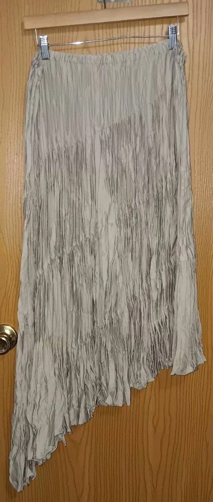 Chicos Pleated Maxi Skirt Womens Size 2 Light Tank Khaki Color Crinkle Tier Down