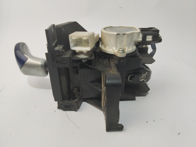 75C583 shift lever Toyota Auris Hybrid Feel! 1737214
