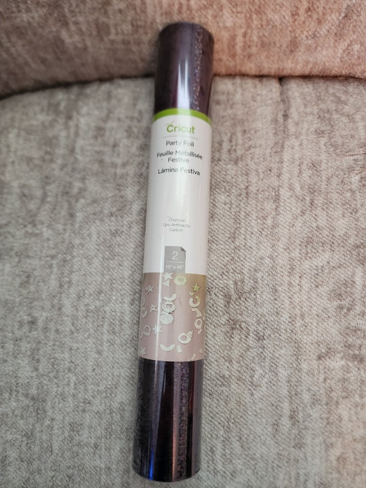 Cricut Party Foil- 2 Sheets Solid And Holographic Sparkle BLACK