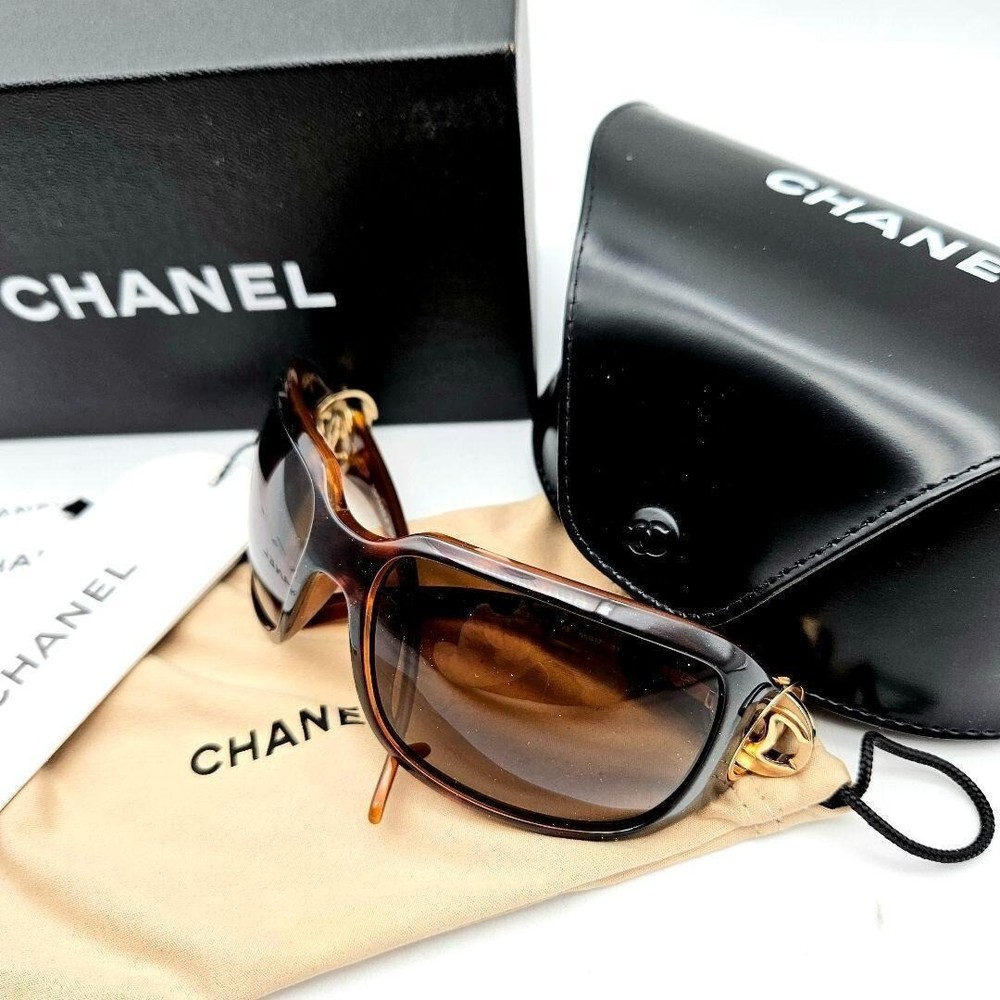 CHANEL 6023 Brown Frame Sunglasses with Coco Mark #2 Logo