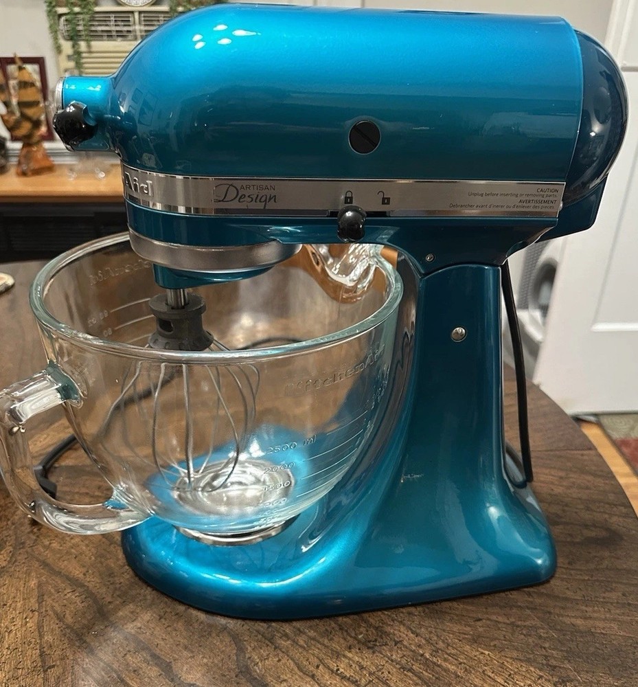 KitchenAid Artisan Design Series 5-Q Stand Mixer- RARE-SEA GLASS-discontinued