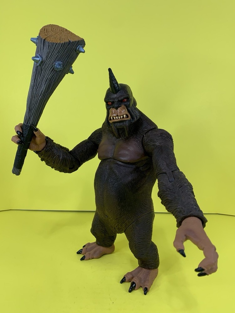 MASTERS OF THE UNIVERSE CLASSIC SHADOW BEAST OVERSIZED COMPLETE MATTEL 2011