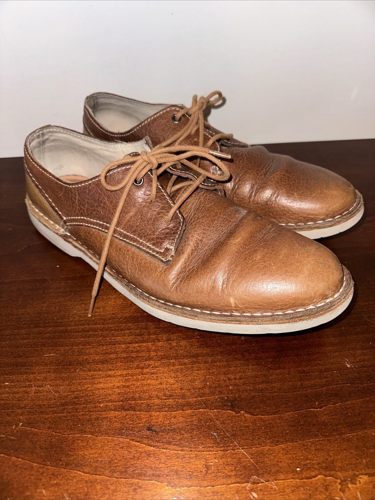 Men’s Clark’s Tan Leather Dress Shoes Size 10.5