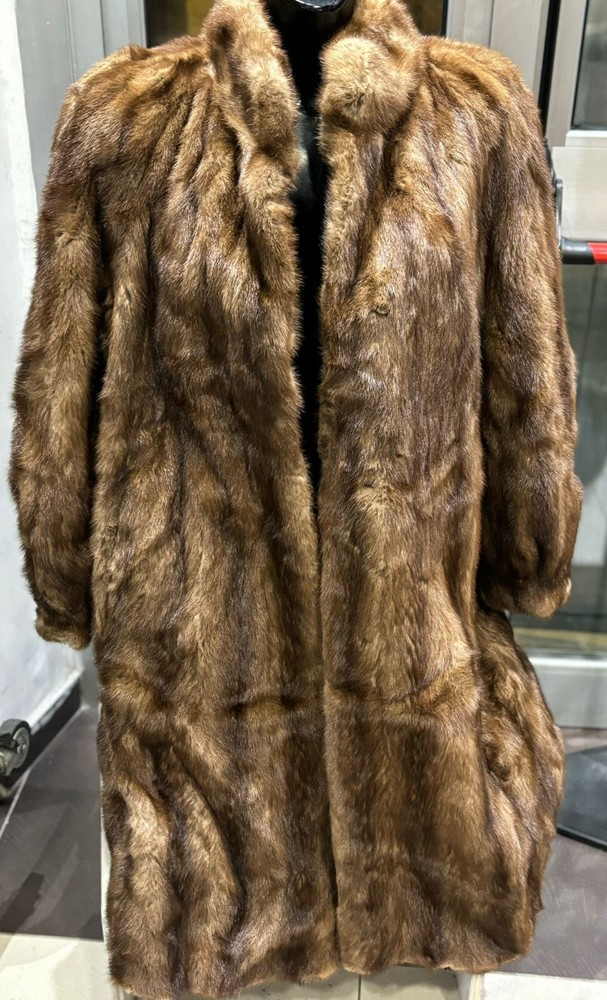 Women's Brown Mink Coat Size 50 - LLD323