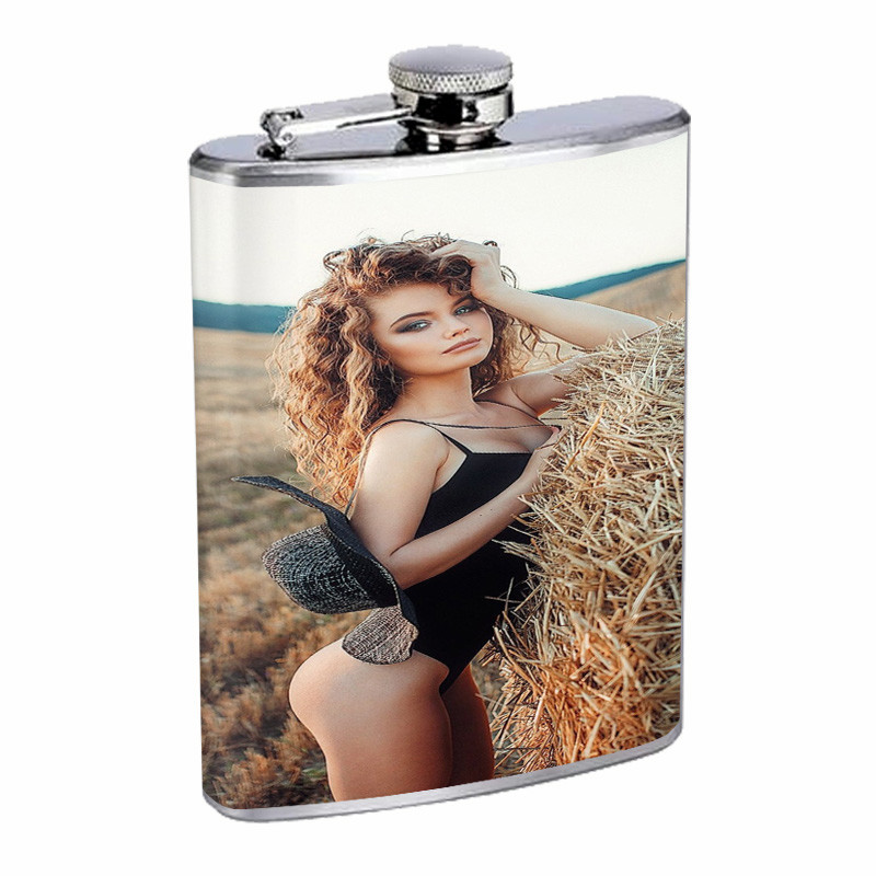 Detroit Pin up Girls D3 Flask 8oz Stainless Steel Hip Drinking Whiskey