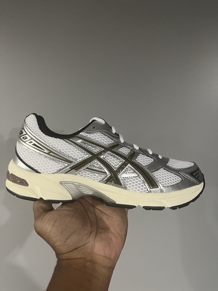 Asics Gel-1130 White Clay Canyon Size 7.5M SHIPS IMMEDIATELY