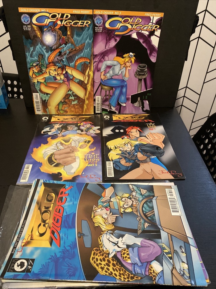 Gold Digger Lot Fred Perry Manga Furry 1999 Antarctic Press Fantasy Good Condition