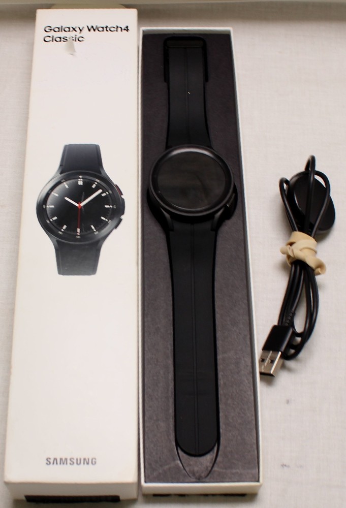 Samsung Galaxy Watch 4 (SM-R895U) 46mm - Smartwatch