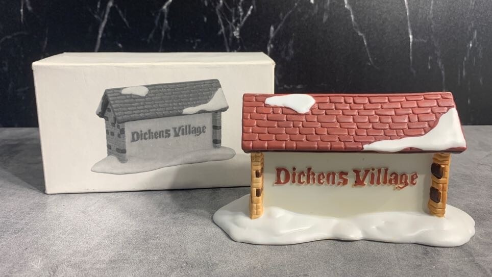 Department 56 Heritage Christmas Village Dickens Village Sign 6569-2