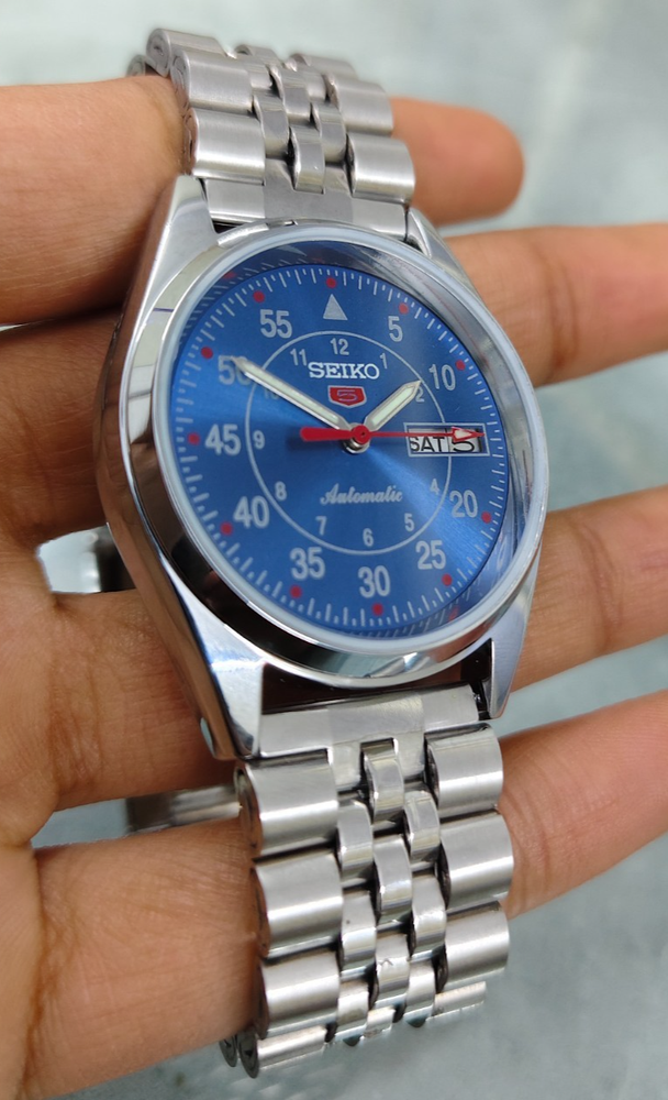 Vintage Seiko 5 Blue Automatic 17 Jewels Day/Date Japan Men's Wrist Watch 6309