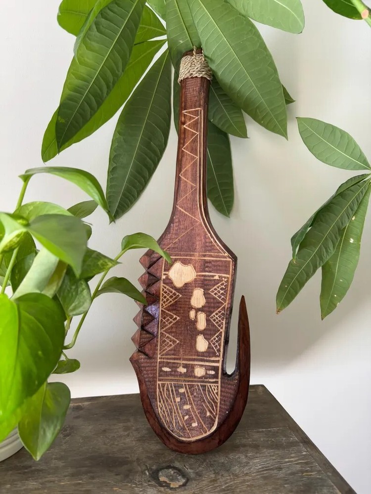 Hawaiian Engrave Hand Made Wall Decor Solid Wood Island Chain Tribal Club Paddle