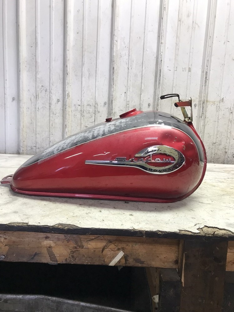 02 Honda VT750 VT 750 CDC Shadow Ace Gas Fuel Petrol Tank