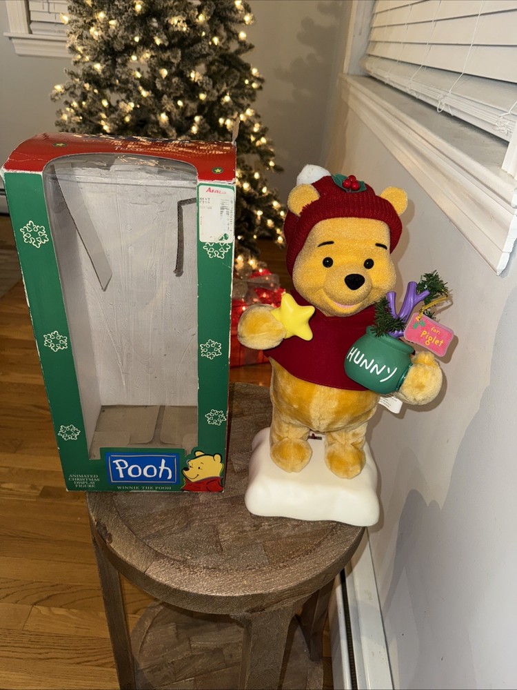 Vtg Disney Telco Motionettes Winnie The Pooh Animated Christmas Display Figure