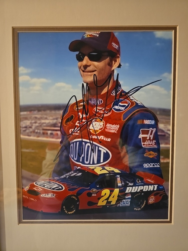 Nascar Jeff Gordon #24 Autographed 8 X 10 Photo - Matted In 14 X 17 Frame